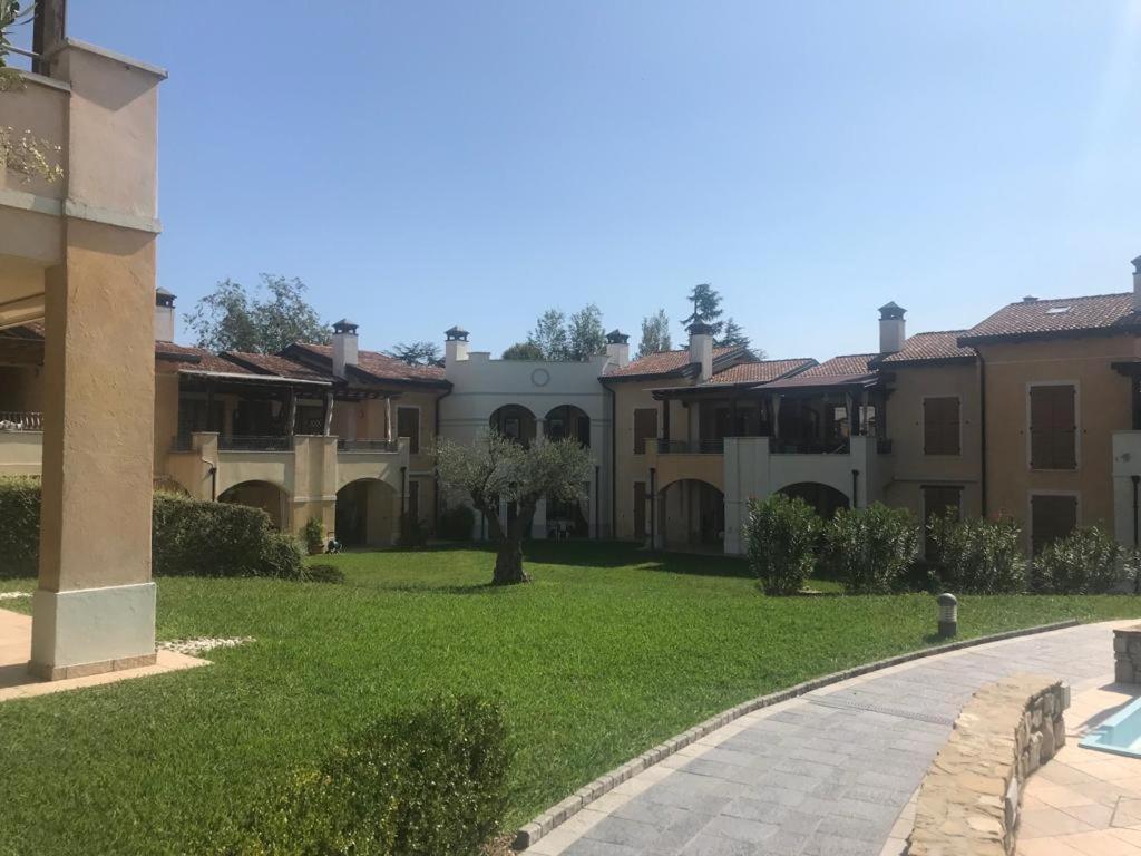 Luxury Apartments - Le Fate - Residence With Pool Manerba del Garda Eksteriør billede