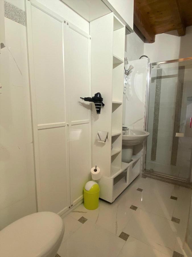 Luxury Apartments - Le Fate - Residence With Pool Manerba del Garda Eksteriør billede