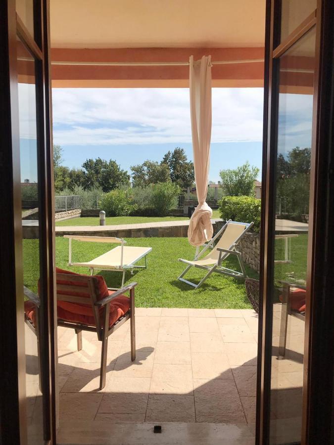 Luxury Apartments - Le Fate - Residence With Pool Manerba del Garda Eksteriør billede