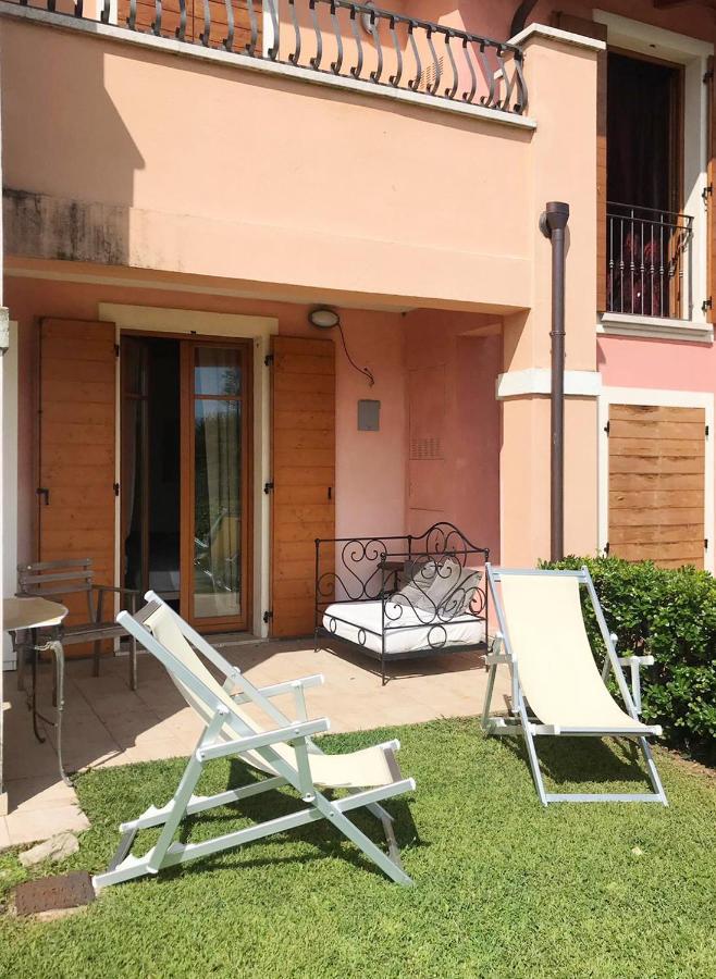 Luxury Apartments - Le Fate - Residence With Pool Manerba del Garda Eksteriør billede