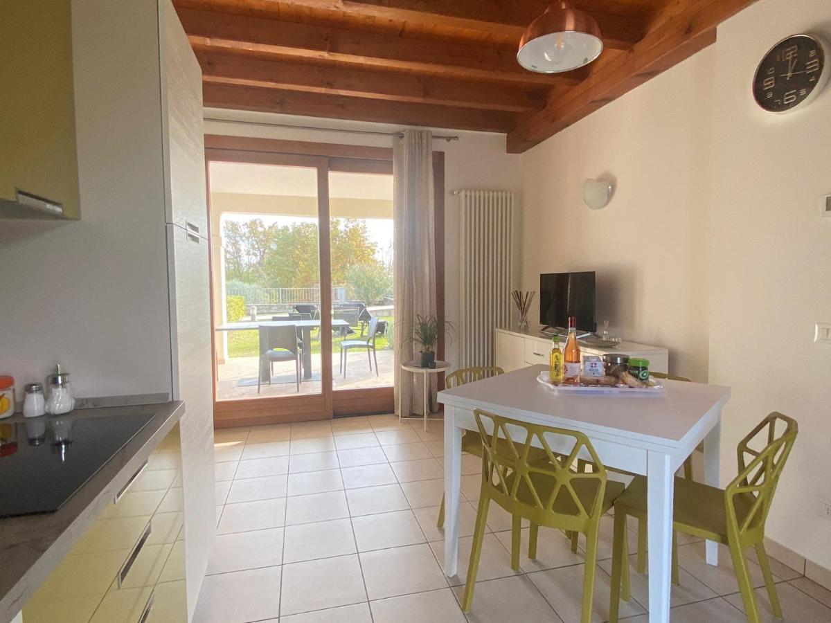 Luxury Apartments - Le Fate - Residence With Pool Manerba del Garda Eksteriør billede