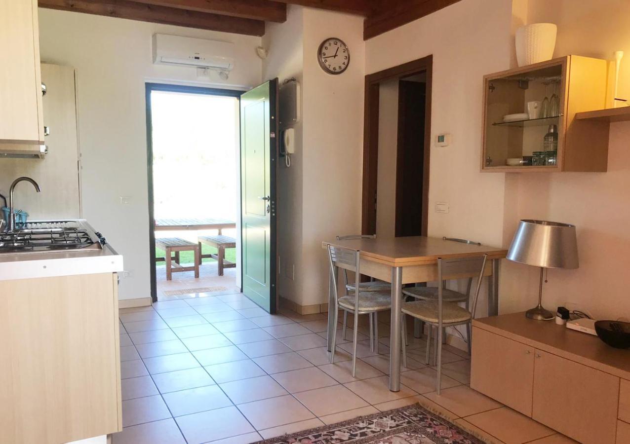 Luxury Apartments - Le Fate - Residence With Pool Manerba del Garda Eksteriør billede