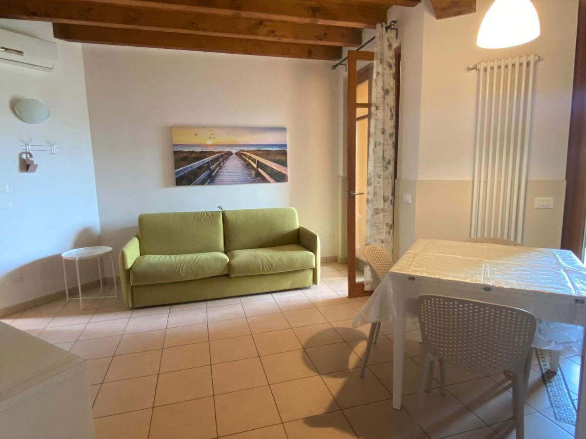 Luxury Apartments - Le Fate - Residence With Pool Manerba del Garda Eksteriør billede